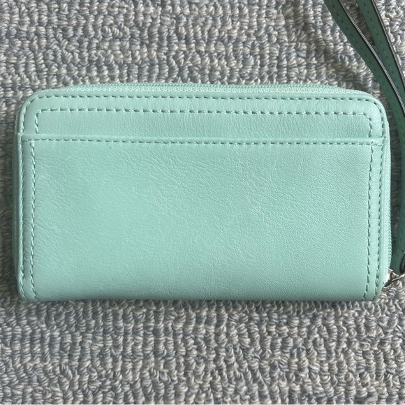COACH Light Teal/Mint Green Zip Around Wristlet Wallet - Picture 4 of 7